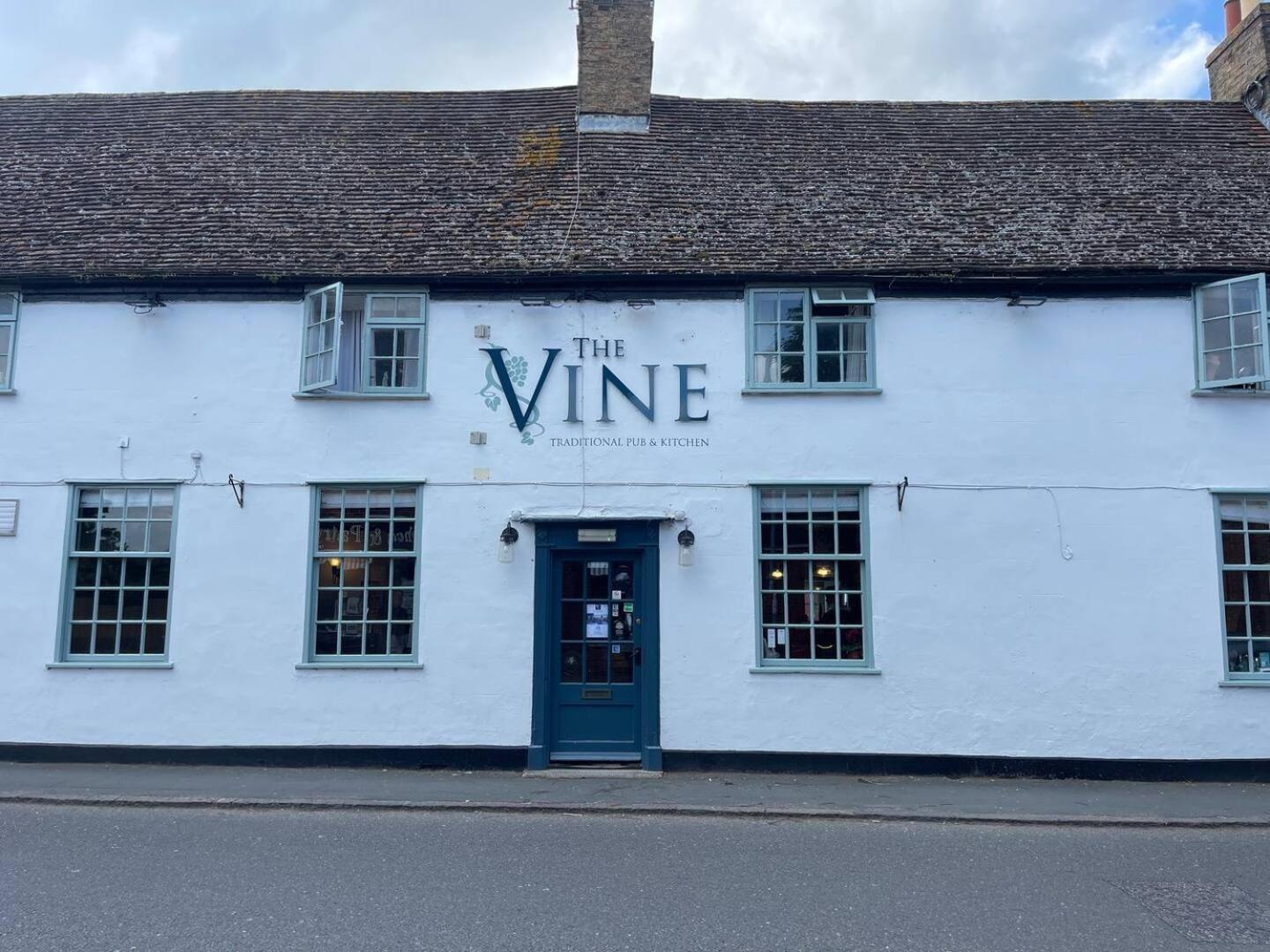 Elegant Oak Beamed House In Pretty Village - Cambridge Homehost Buckden  Exterior foto
